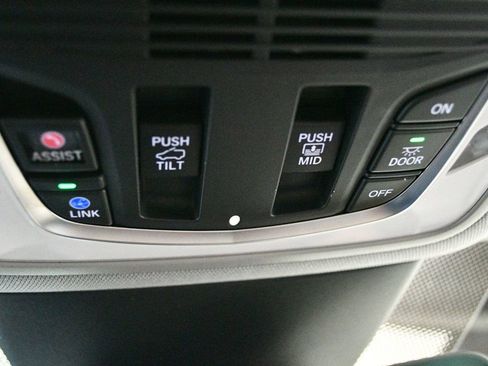 Used 2024 Acura MDX FWD w/ Technology Package image 68