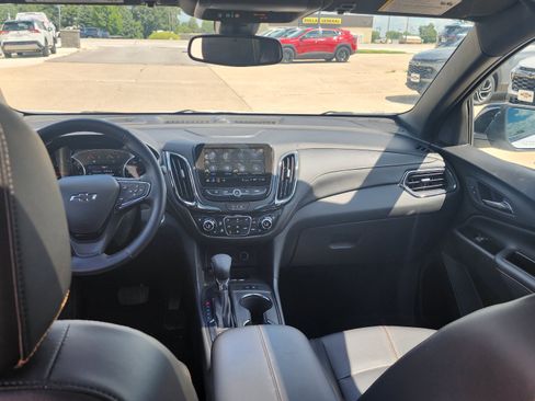 Certified 2024 Chevrolet Equinox Premier AWD/4WD image 9