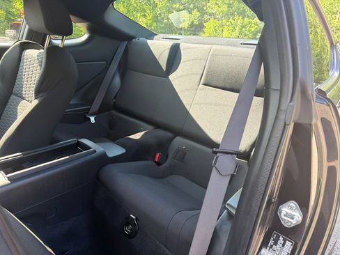 Used 2025 Toyota GR86 w/ ALL Weather Mat Package (TMS) RWD image 17