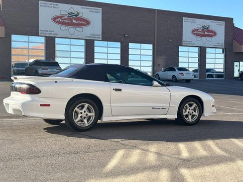 Used 1995 Pontiac Firebird Trans Am image 11