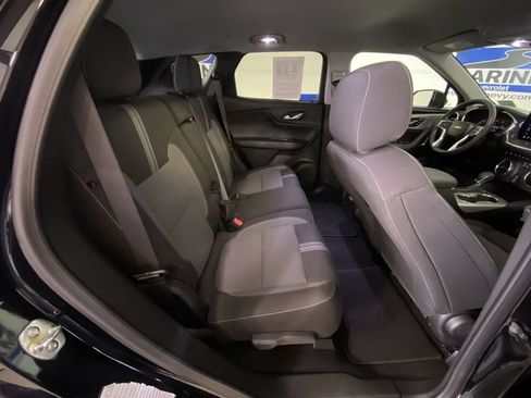 Used 2025 Chevrolet Blazer LT FWD image 32