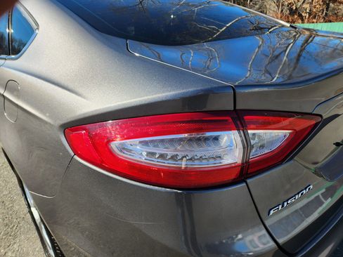 Used 2013 Ford Fusion SE image 11