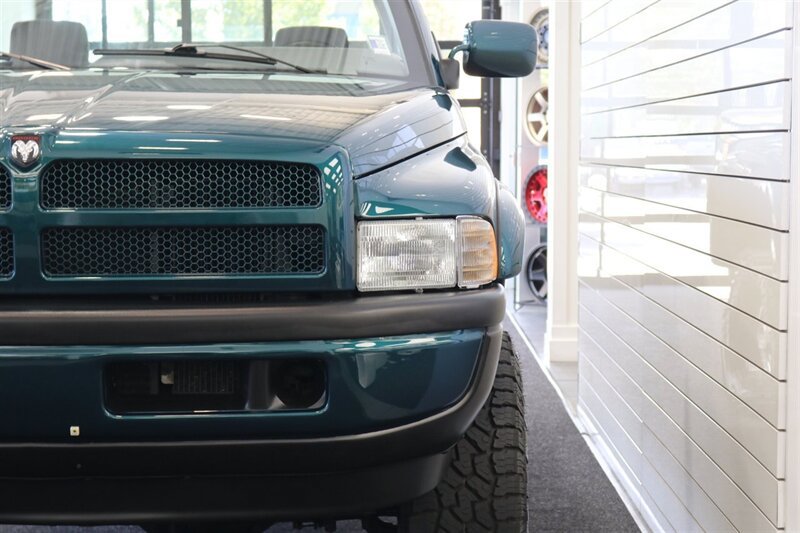 Used 1995 Dodge Ram 2500 Truck 4x4 Regular Cab image 44