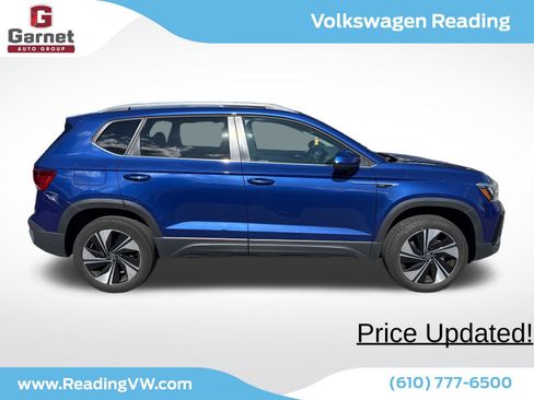 Used 2024 Volkswagen Taos SE AWD/4WD image 6