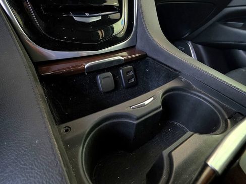 Used 2019 Cadillac Escalade Luxury AWD/4WD image 50