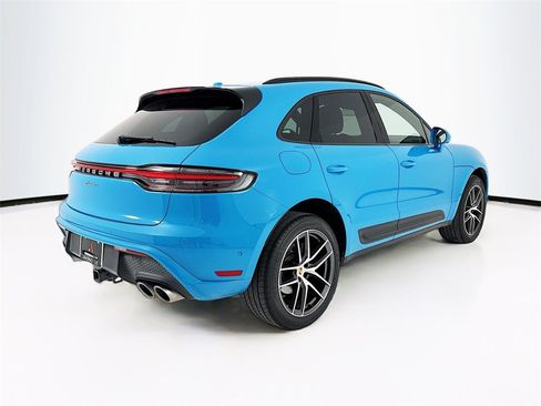 Used 2023 Porsche Macan Turbo image 9