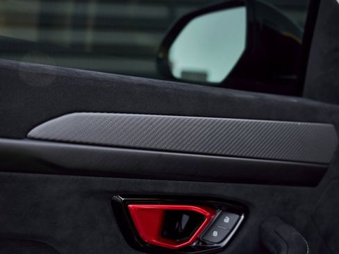 Used 2024 Lamborghini Urus Performante image 33