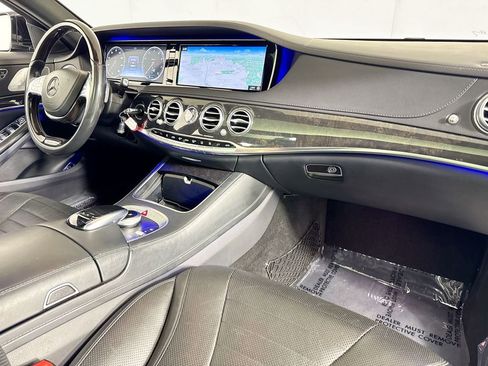 Used 2017 Mercedes-Benz S 550 4MATIC Sedan image 36