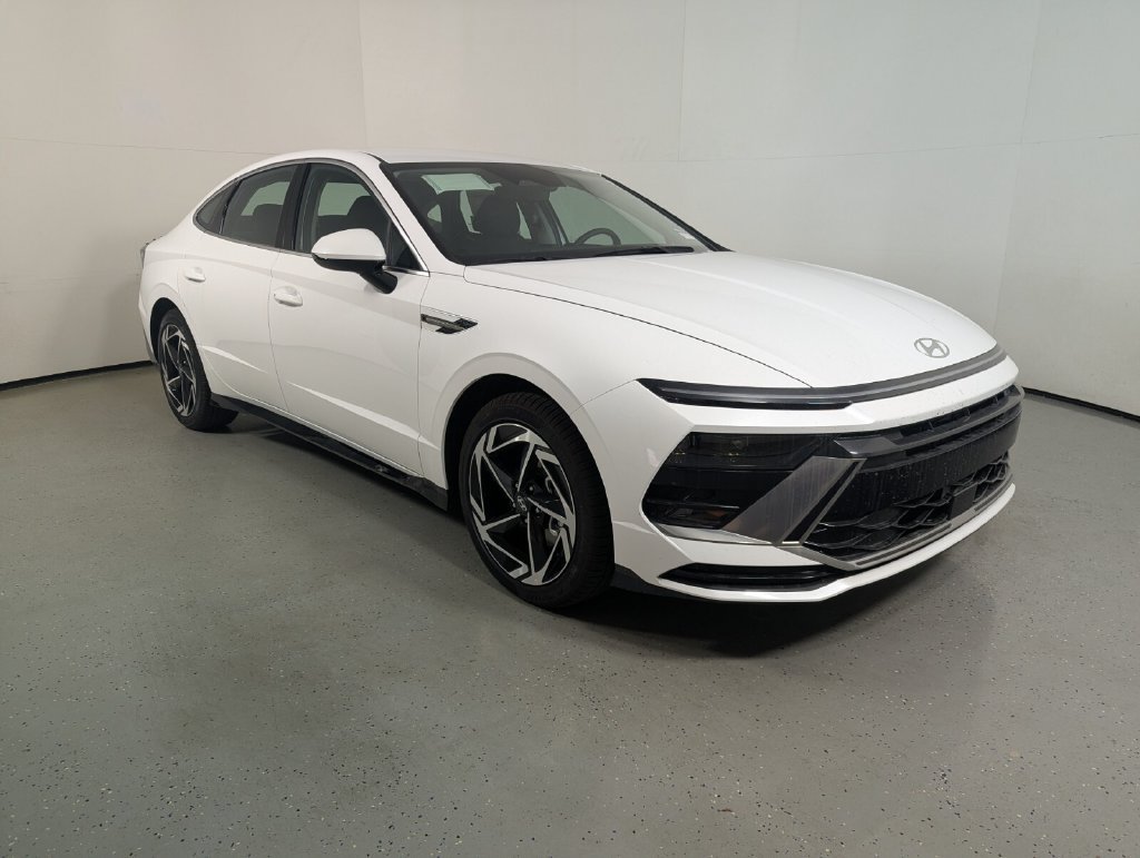 New 2026 Hyundai Sonata SEL FWD image 1