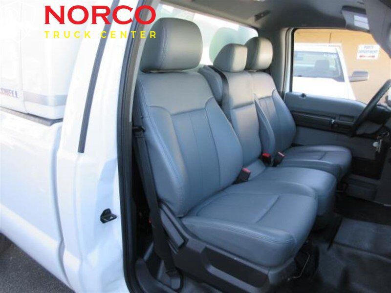 Used 2016 Ford F250 XL w/ Power Equipment Group RWD image 14