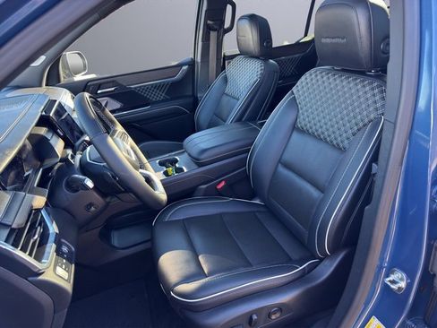 Certified 2024 GMC Acadia Denali w/ Super Cruise Package image 14