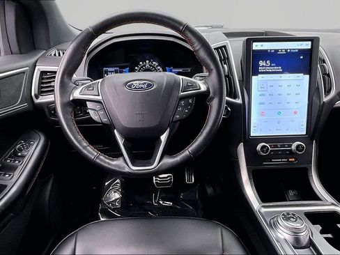 Certified 2023 Ford Edge ST-Line AWD/4WD image 5