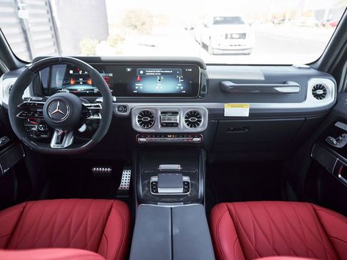Used 2025 Mercedes-Benz G 63 AMG 4MATIC image 54