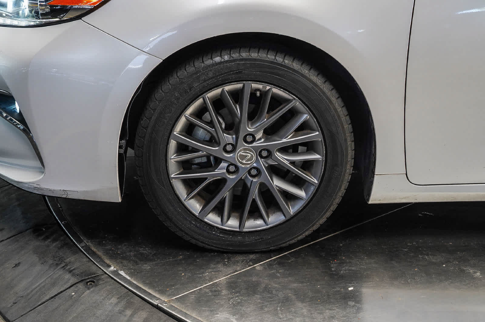 Used 2018 Lexus ES 350 w/ Premier Package FWD image 9