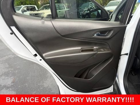 Used 2023 Chevrolet Equinox LT FWD image 13