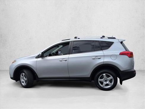 Used 2013 Toyota RAV4 XLE AWD/4WD image 9