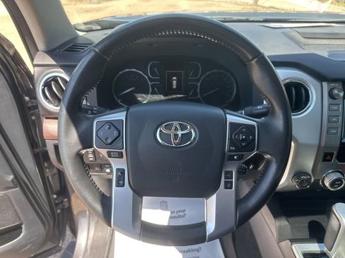 Used 2018 Toyota Tundra Limited w/ Limited Premium Package AWD/4WD image 16