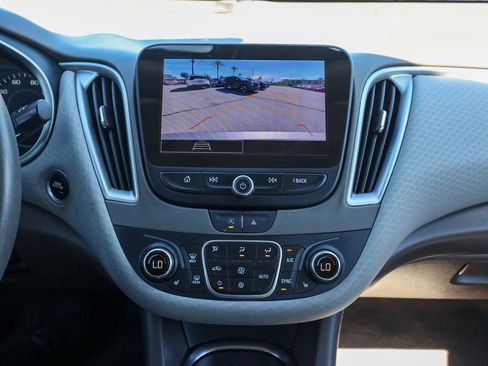 Used 2024 Chevrolet Malibu LT image 29