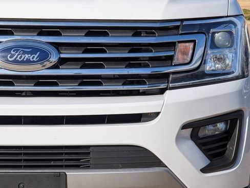 Used 2020 Ford Expedition XLT w/ Equipment Group 202A image 8