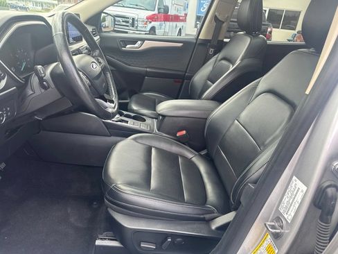 Used 2020 Ford Escape SEL FWD image 11