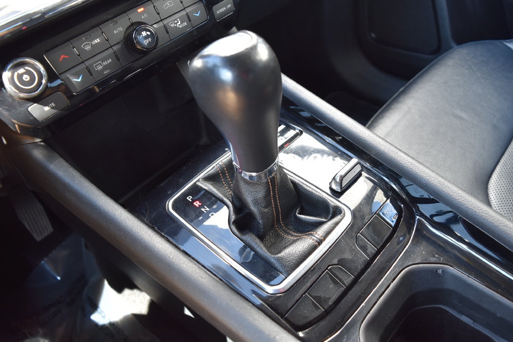 Used 2022 Jeep Compass Limited AWD/4WD image 17