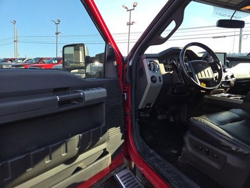 Used 2015 Ford F350 Lariat image 8