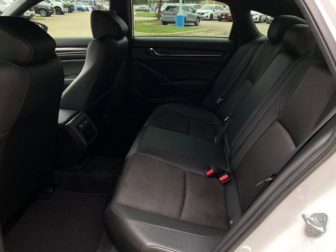 Used 2022 Honda Accord Sport image 25