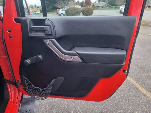 Used 2011 Jeep Wrangler Sport image 19