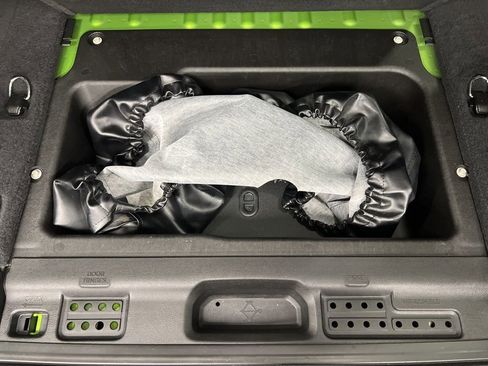 Used 2025 Jeep Wrangler Sport S image 11