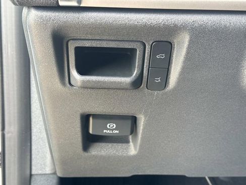 Used 2025 Ford Expedition Active RWD image 27