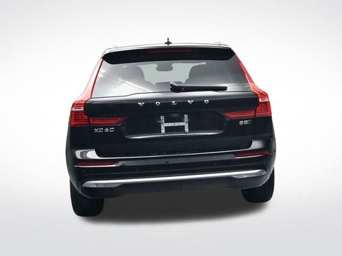 Used 2023 Volvo XC60 B5 Ultimate image 7