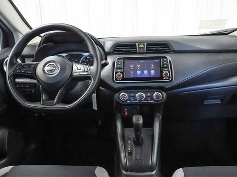 New 2025 Nissan Versa S image 5