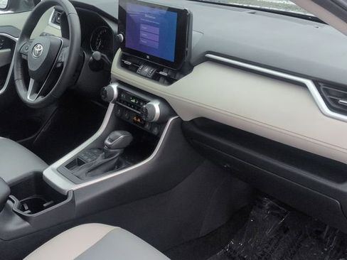 Certified 2023 Toyota RAV4 XLE Premium image 31