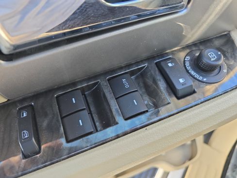 Used 2017 Ford Expedition Limited w/ Equipment Group 301A image 30