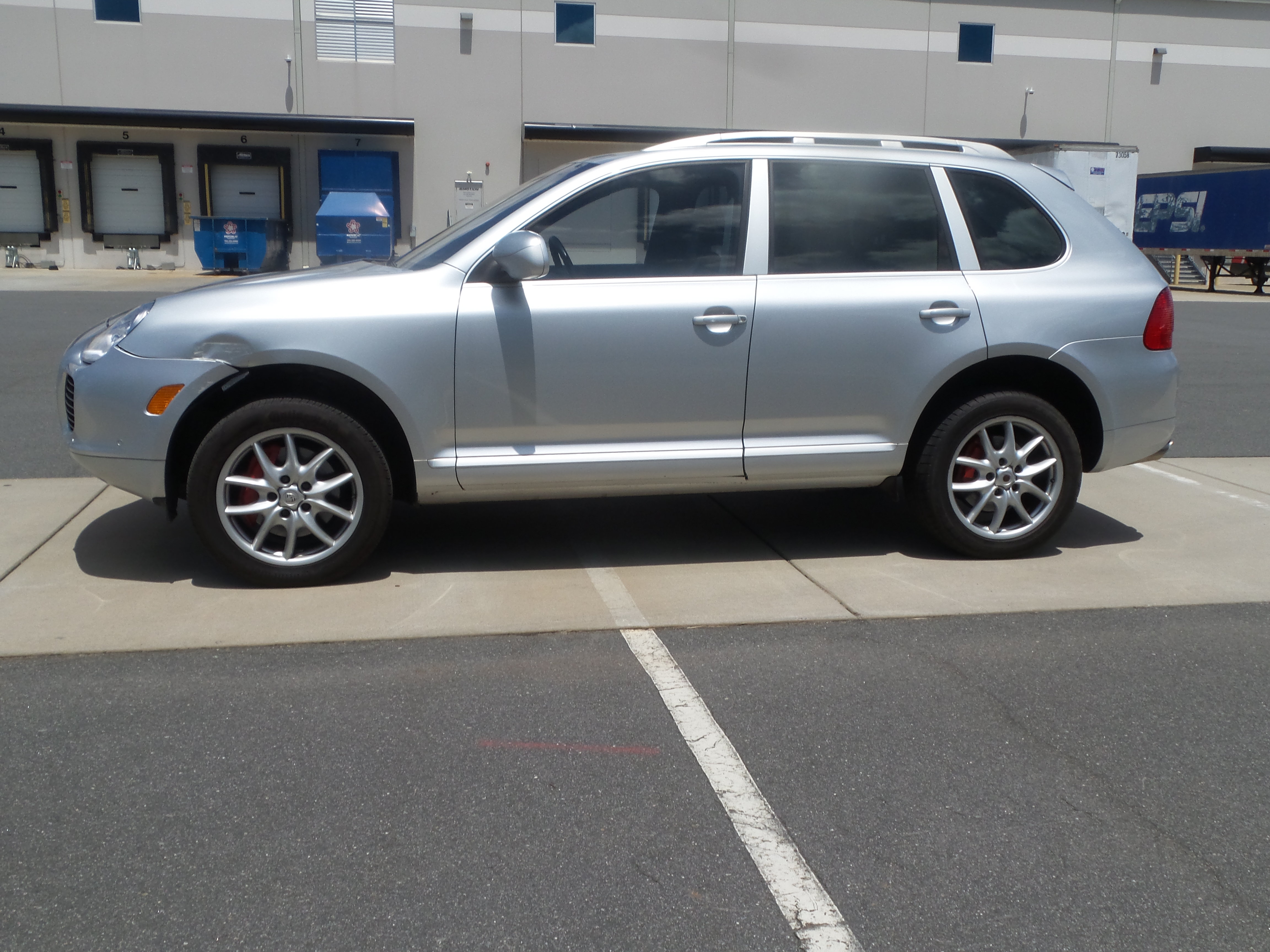 Used 2004 Porsche Cayenne Turbo AWD/4WD image 60