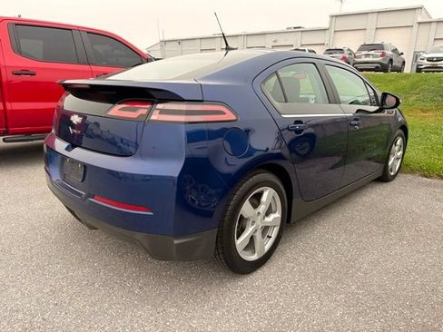 Used 2013 Chevrolet Volt FWD image 6