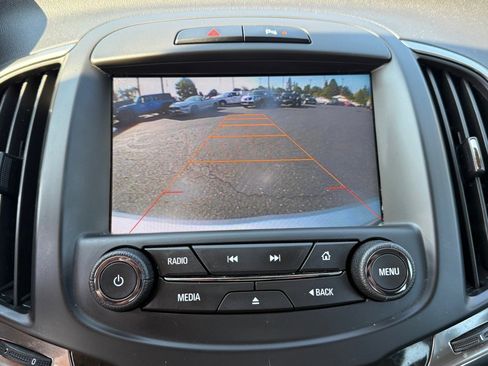 Used 2015 Buick LaCrosse Leather image 23