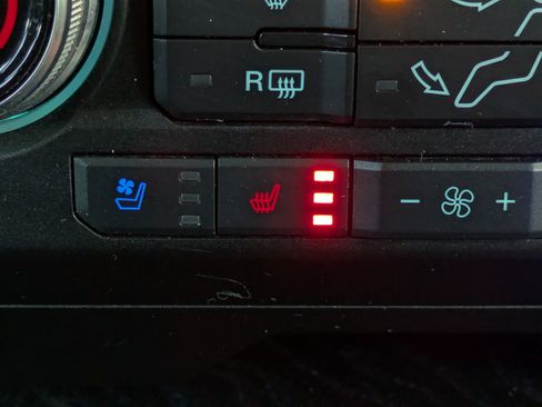 Certified 2020 Ford F250 Limited AWD/4WD image 31
