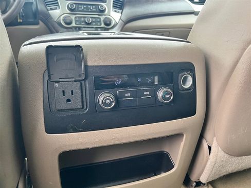 Used 2015 Chevrolet Tahoe LT image 23