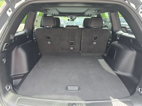 New 2026 Jeep Grand Cherokee Limited AWD/4WD image 13