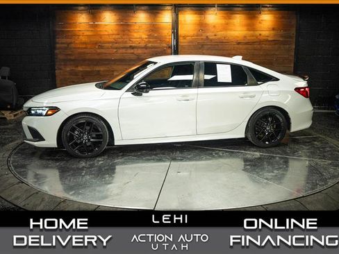 Used 2022 Honda Civic Sport image 1