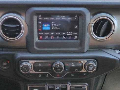 Used 2021 Jeep Wrangler Unlimited Sahara AWD/4WD image 17