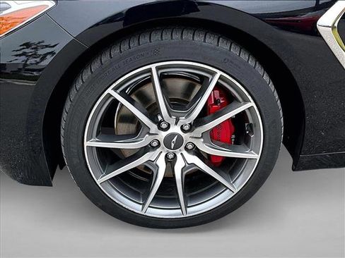 Used 2021 Genesis G70 3.3T w/ Prestige Package image 10