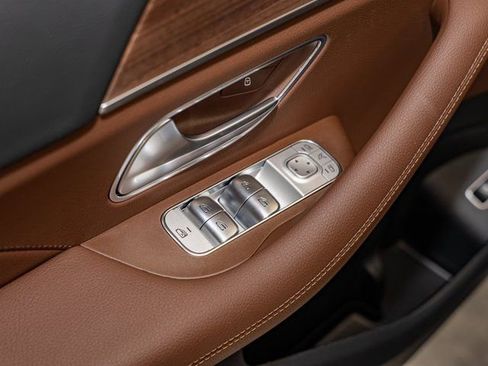 Used 2026 Mercedes-Benz GLE 450 4MATIC image 14