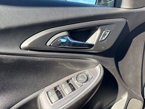 Used 2024 Chevrolet Malibu LS FWD image 17