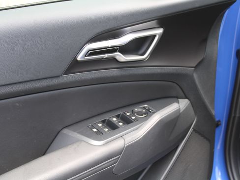 New 2026 Kia Sportage EX FWD image 19