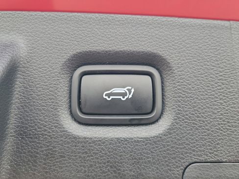 Used 2023 Hyundai Santa Fe SEL image 9