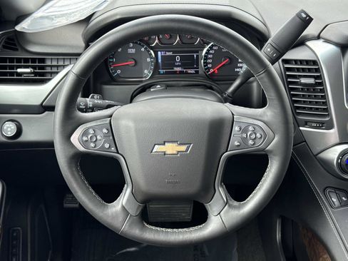 Used 2017 Chevrolet Tahoe LT w/ LT Signature Package image 10