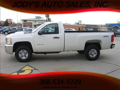 Used 2010 Chevrolet Silverado 2500 W/T image 21