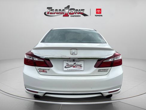 Used 2017 Honda Accord Sport Special Edition image 9